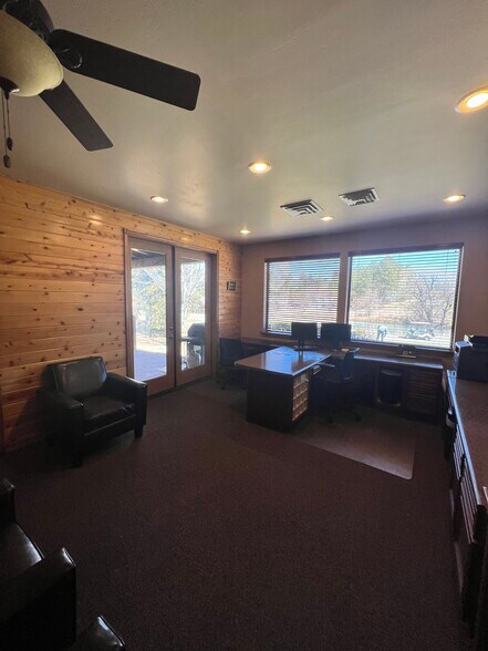 More Photos Of 541 N Clark Rd, Show Low Office For Lease