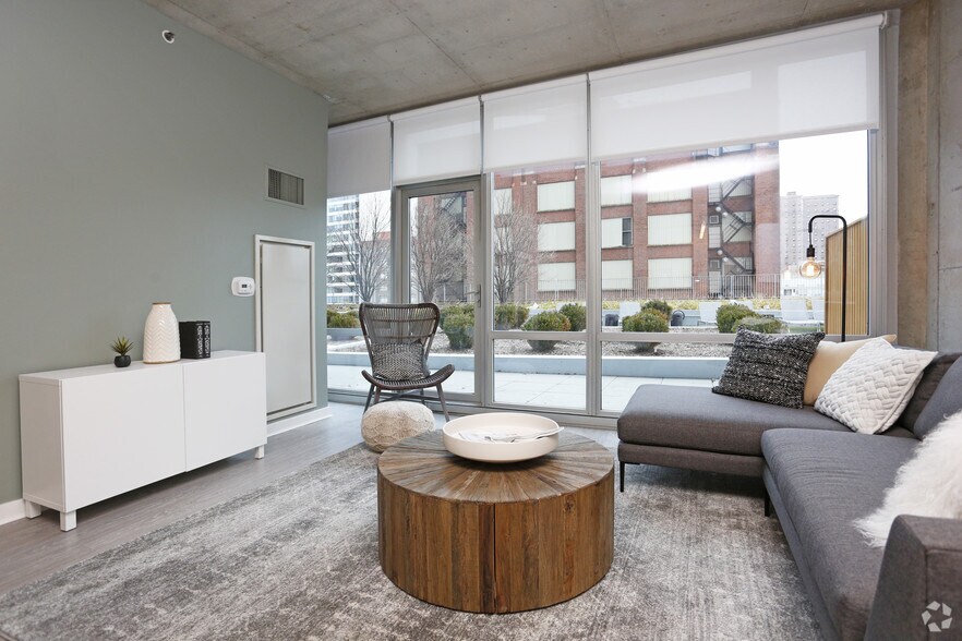 More Photos Of 1401 S State St, Chicago Apartments For Lease