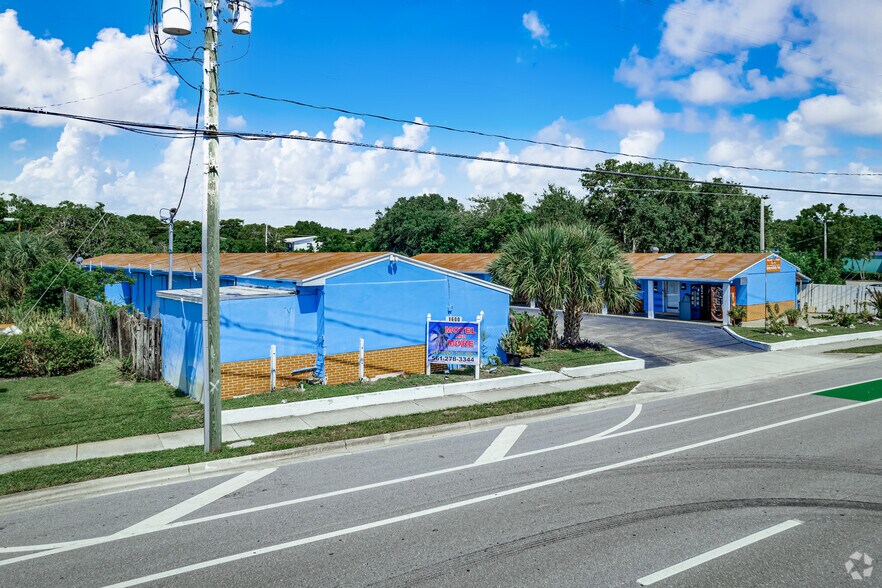 Primary Photo Of 1600 N Federal Hwy, Delray Beach Hotel For Sale