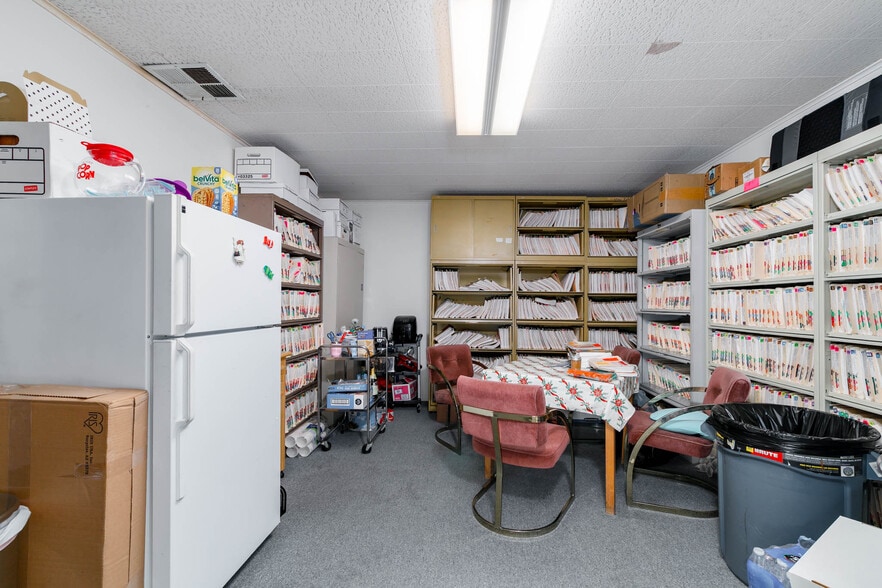 More Photos Of 95 W Sierra Madre Blvd, Sierra Madre Medical For Sale