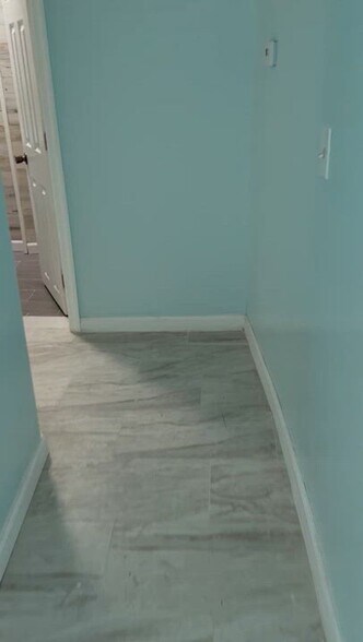 Primary Photo Of 440 W Merrick Rd, Valley Stream General Retail For Sale