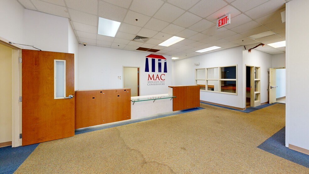 More Photos Of 3806 N Main St, Columbia Schools For Sale