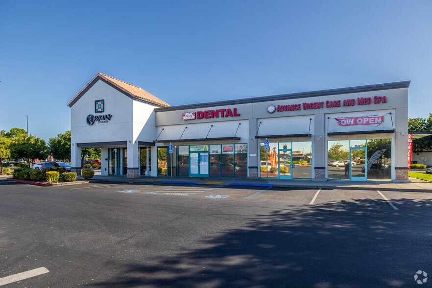 More Photos Of 1645 Countryside Dr, Turlock Unknown For Lease