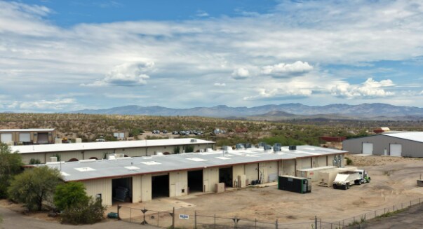 More Photos Of 3550 N Sabin Brown Rd, Wickenburg Warehouse For Sale