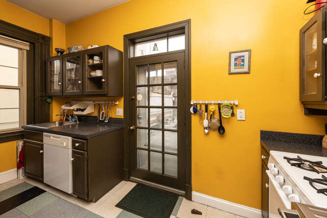 More Photos Of 239 Race St, Philadelphia Apartments For Sale