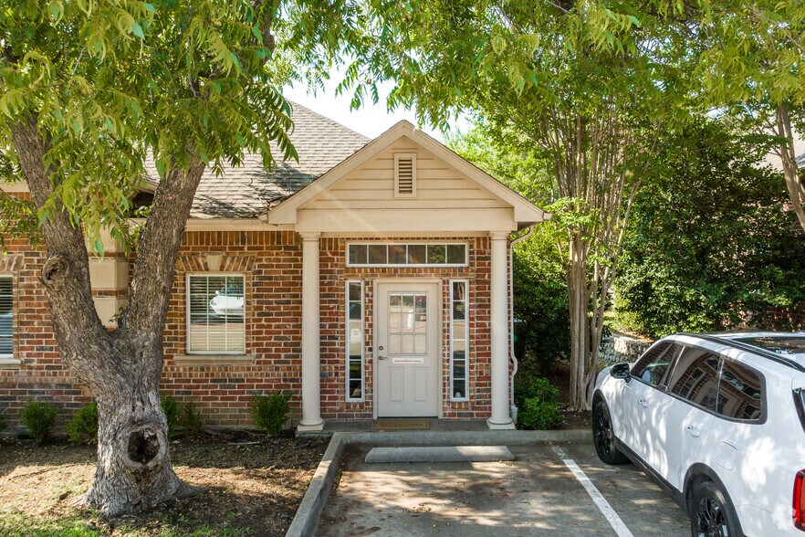 More Photos Of 558 Silicon Dr, Southlake Unknown For Lease