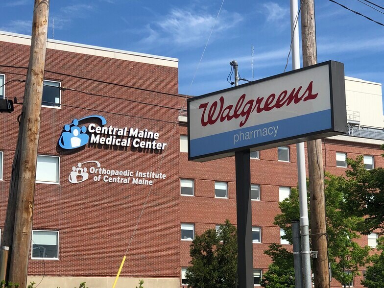 More Photos Of 315 Main St, Lewiston Storefront Retail Office For Lease