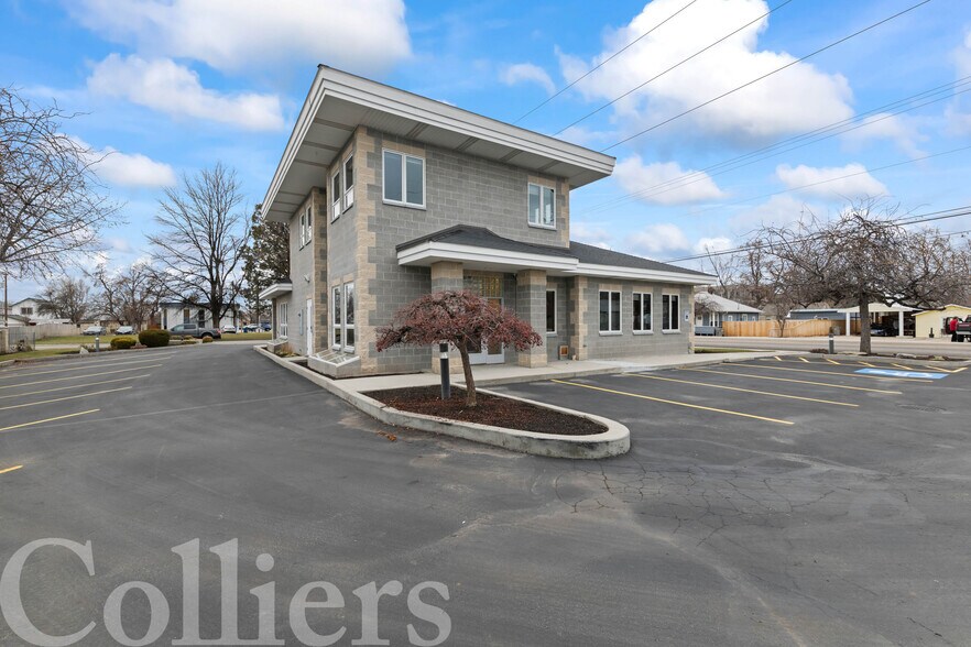 More Photos Of 2313 W Overland Rd, Boise Office For Sale