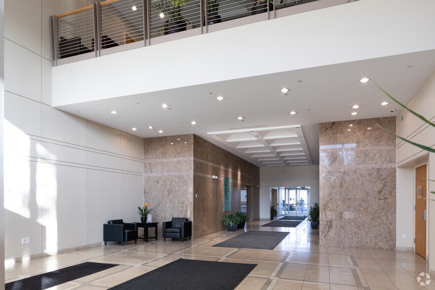 More Photos Of 7901 E Lowry Blvd, Denver Office For Sale