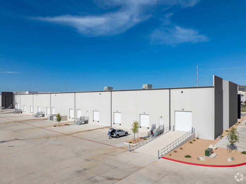 More Photos Of Hero Way West, Leander Unknown For Lease