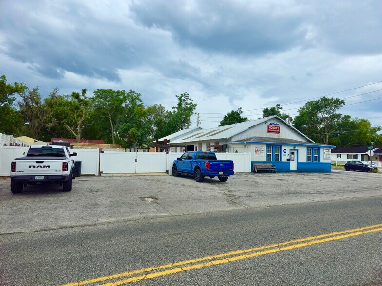 More Photos Of 1310 E 1st Ave, Mount Dora Auto Repair For Lease