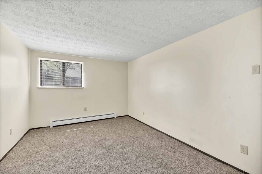 More Photos Of 2612 Pioneer Trl, Sandusky Apartments For Sale