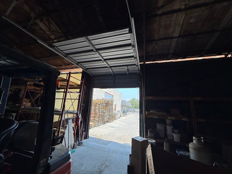 More Photos Of 3000 S 300 W, Salt Lake City Warehouse For Sale