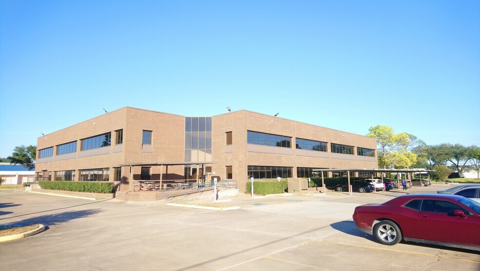 More Photos Of 10998 Wilcrest Dr, Houston Office For Lease