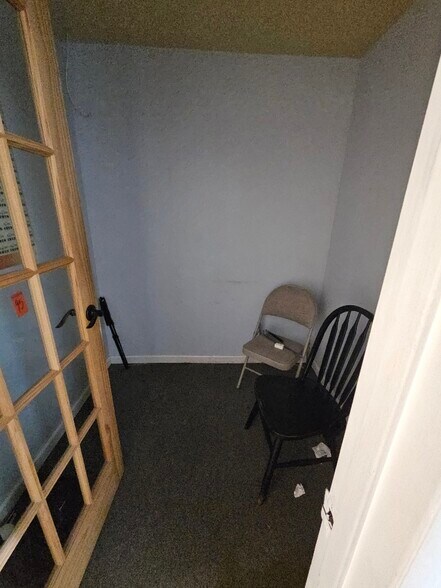 More Photos Of 3056-3068 Hempstead Tpke, Levittown Unknown For Lease
