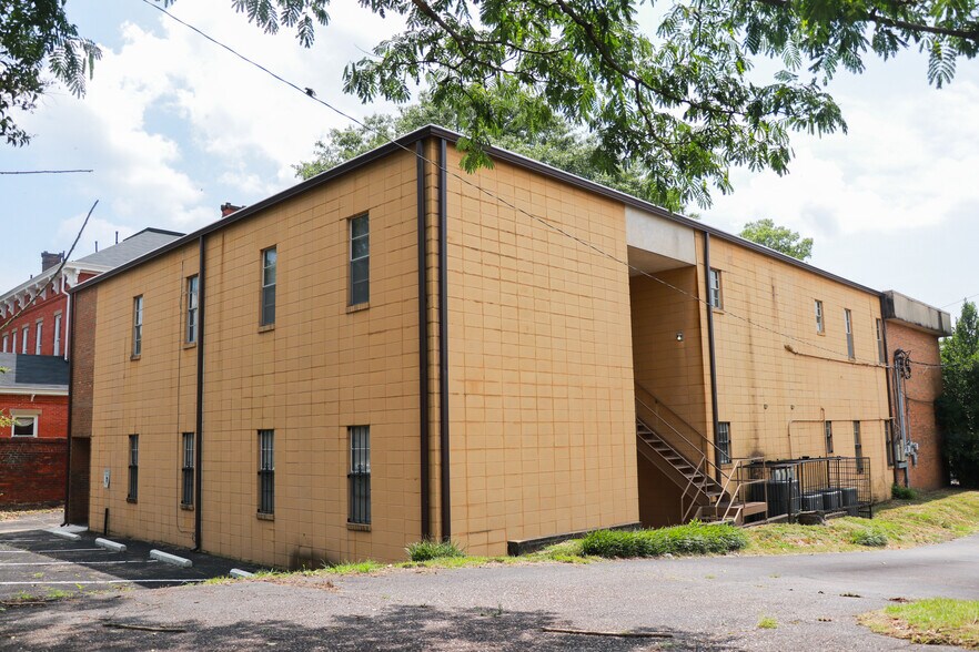 More Photos Of 459 S McDonough St, Montgomery Medical For Sale