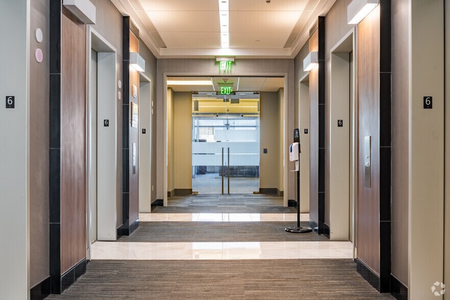 More Photos Of 201 17th St NW, Atlanta Office For Lease