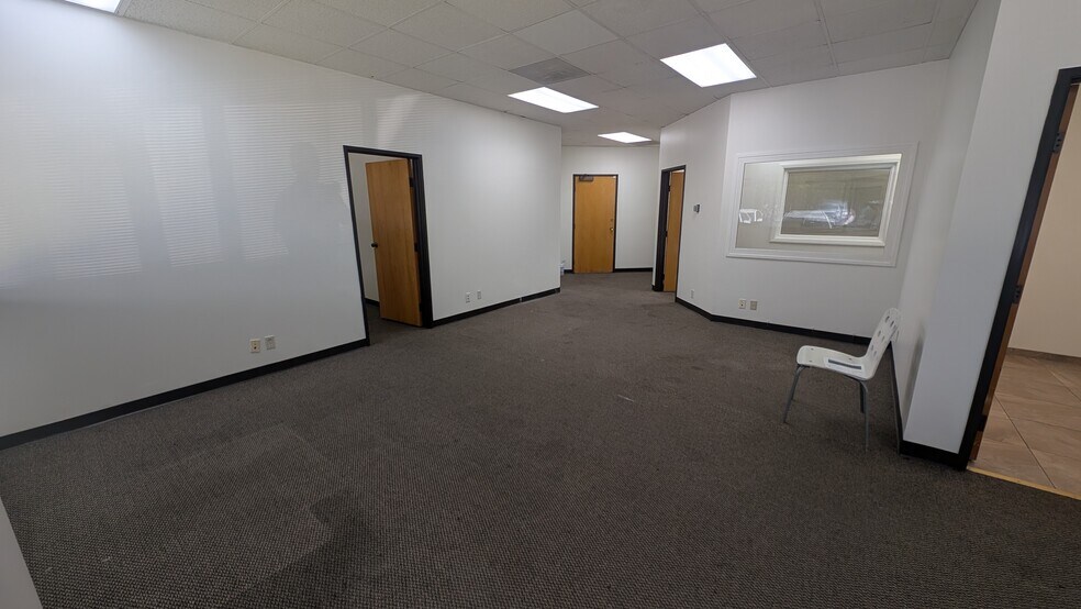 More Photos Of 3675 Huntington Dr, Pasadena Medical For Lease