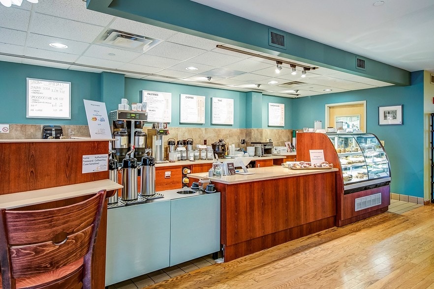 More Photos Of 120 West Ave, Saratoga Springs Office For Sale