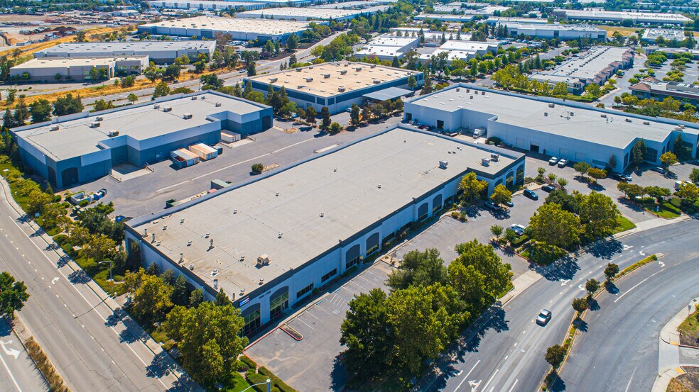 More Photos Of 7855 Southfront Rd, Livermore Light Manufacturing For Sale