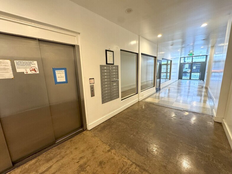 More Photos Of 731-733 S Spring St, Los Angeles Loft Creative Space For Lease