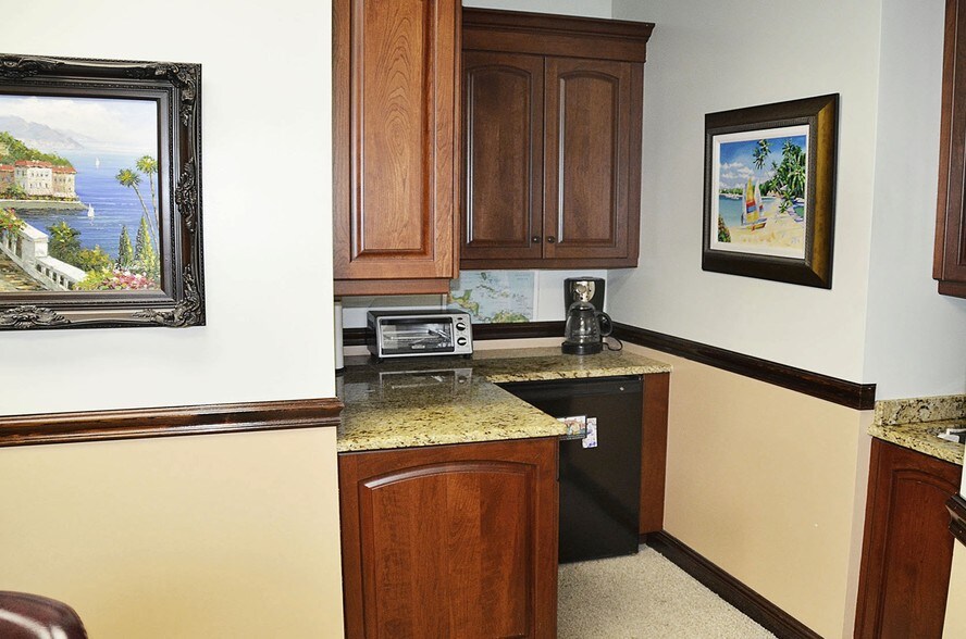 More Photos Of 120-140 S Indian River Dr, Fort Pierce Coworking Space