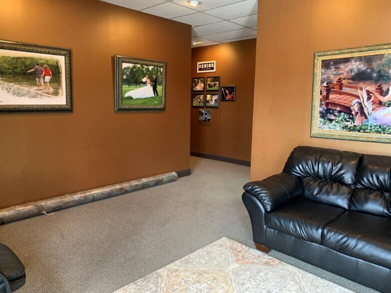 More Photos Of 760 Woodland Dr, Saline Medical For Lease