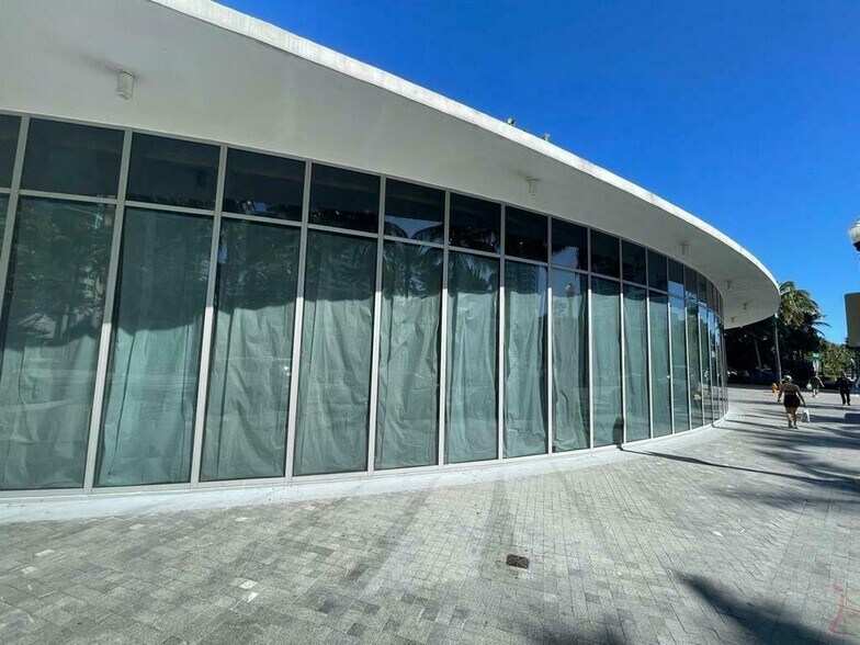 More Photos Of 1 Collins Ave, Miami Beach Apartments For Sale