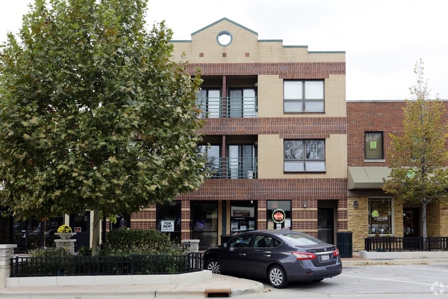 Primary Photo Of 4714 Main St, Lisle Apartments For Lease
