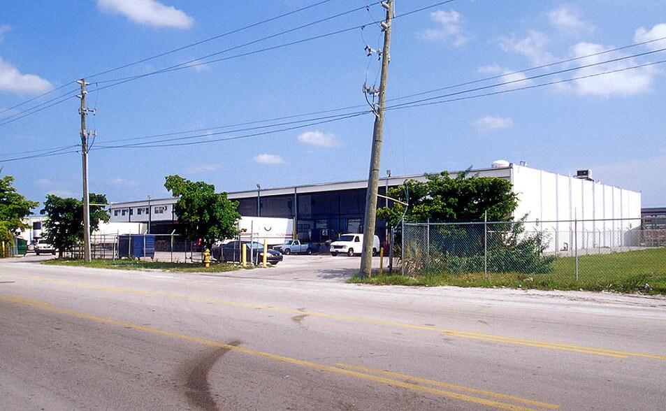More Photos Of 500 NE 185th St, Miami Refrigeration Cold Storage For Lease