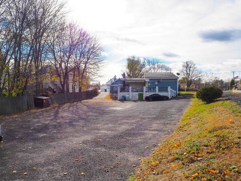 More Photos Of 1 Wall St, Cromwell Restaurant For Sale