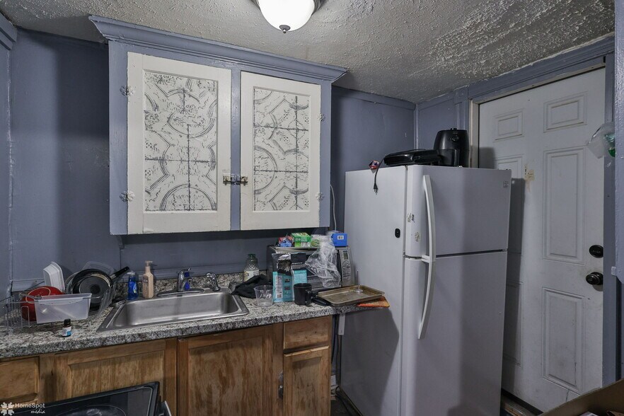 More Photos Of 424 N 6th St, Allentown Multifamily For Sale