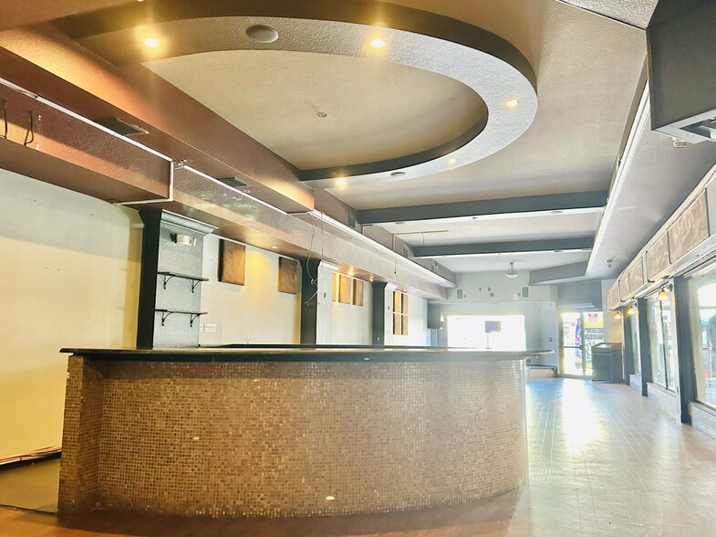 More Photos Of 901-903 E New Haven Ave, Melbourne Storefront Retail Office For Lease