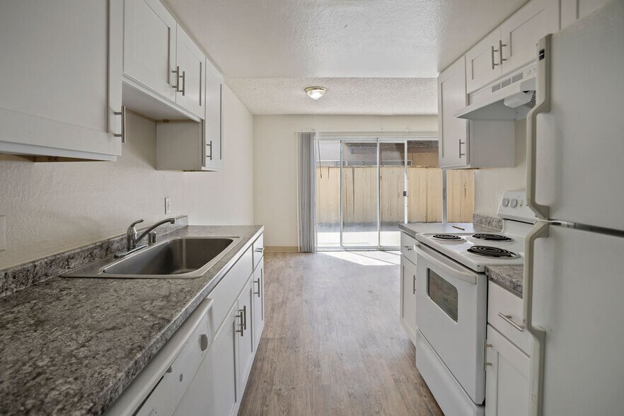 More Photos Of 3321 Santa Rosa Ct, Merced Apartments For Sale