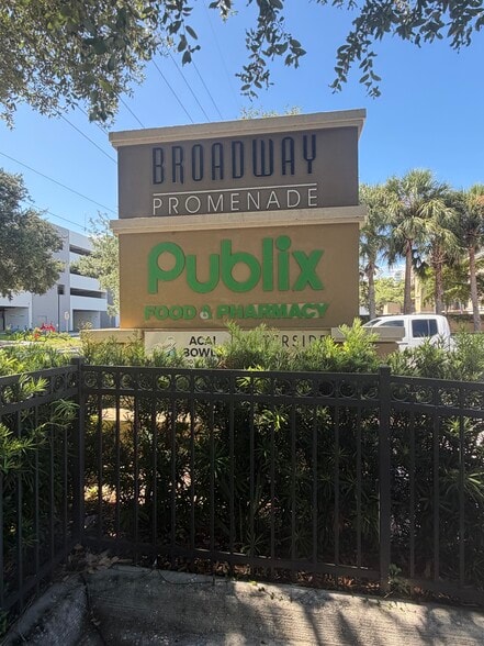 More Photos Of 1268 11th St, Sarasota Office For Sale