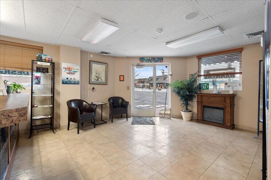 More Photos Of 110 N Cascade St, Kennewick Flex For Sale