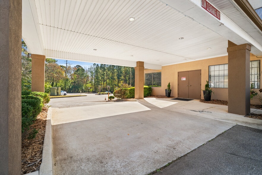 More Photos Of 3057 Walt Stephens Rd, Jonesboro Specialty For Sale