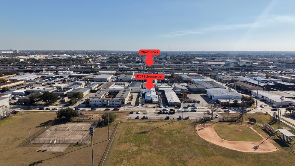 More Photos Of 5707 Schumacher Ln, Houston Auto Dealership For Lease