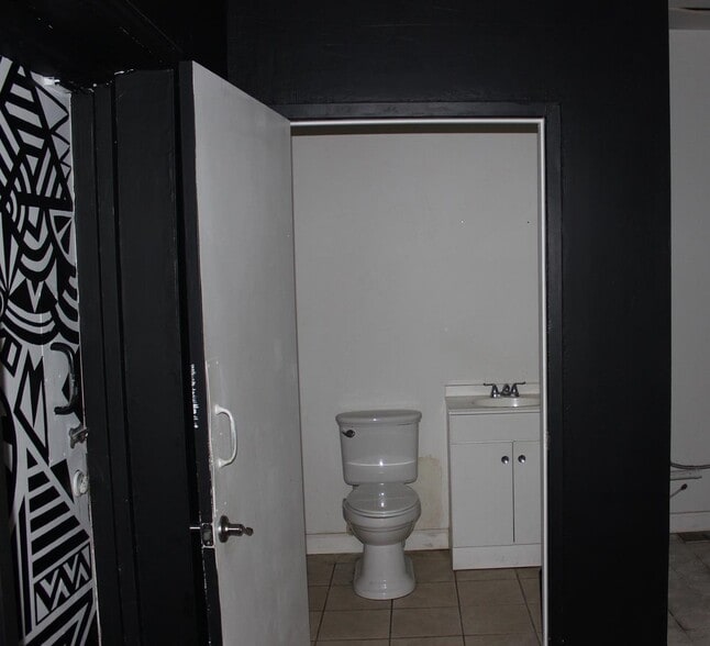More Photos Of 3325 Plymouth St, Jacksonville Unknown For Lease