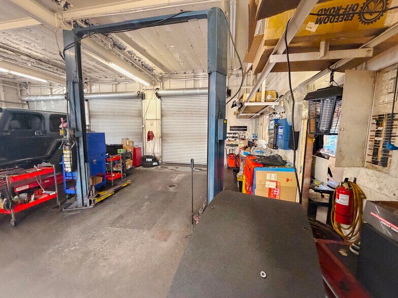 More Photos Of 1780 Clark Ave, Long Beach Auto Repair For Sale