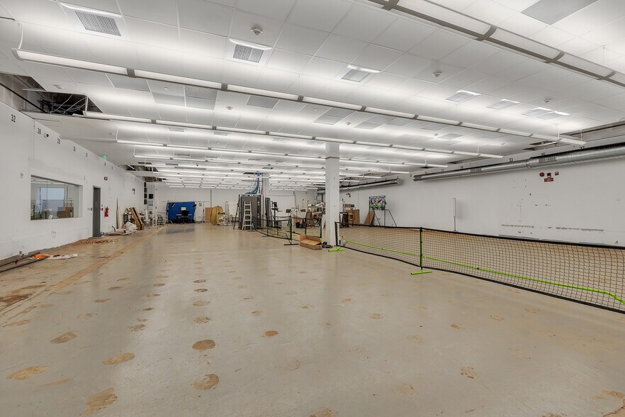 More Photos Of 45 Bartlett St, Marlborough Light Manufacturing For Lease