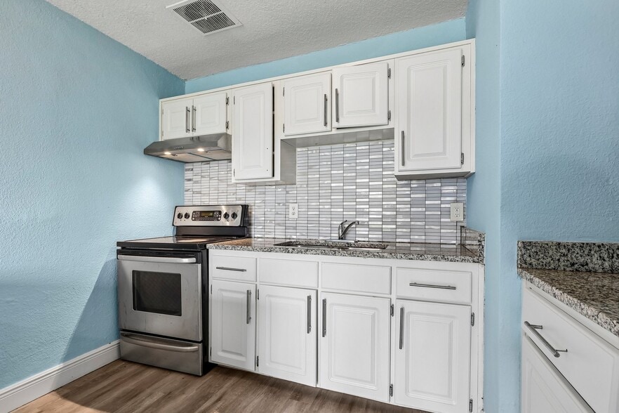 More Photos Of 4821 Shoshone St, Orlando Multifamily For Sale