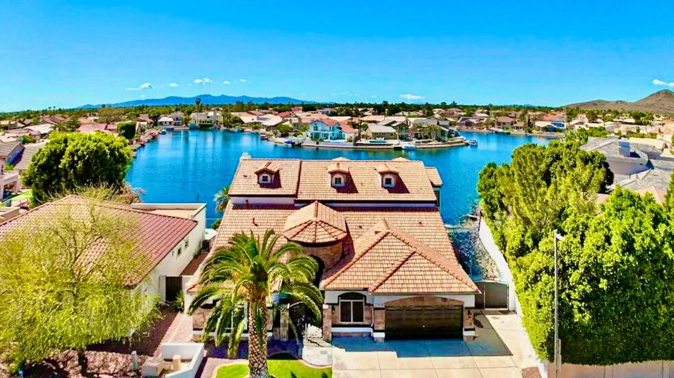 More Photos Of 21428 N 55th Ave, Glendale Assisted Living For Lease