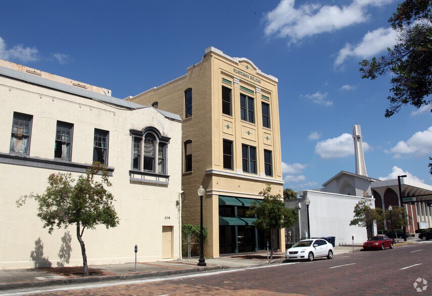 More Photos Of 306 E Tyler St, Tampa Medical For Lease