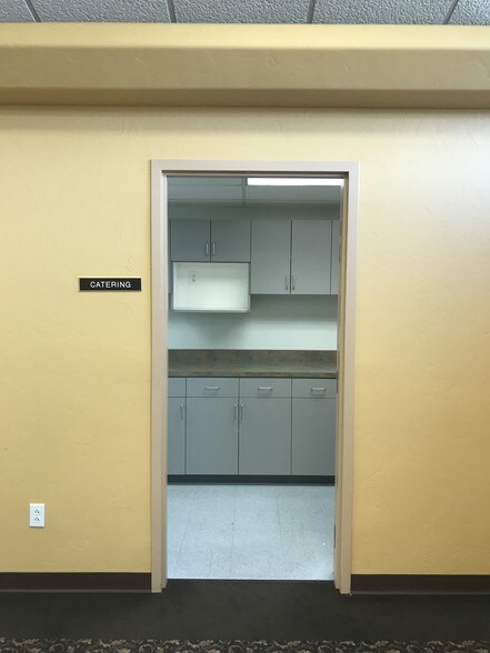 More Photos Of 1310 W St Marys Rd, Tucson Medical For Lease