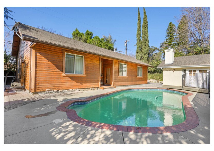 More Photos Of , Sherwood Forest Healthcare For Sale