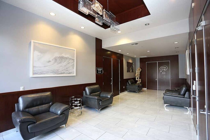 More Photos Of 2875 St Rose Pky, Henderson Medical For Lease