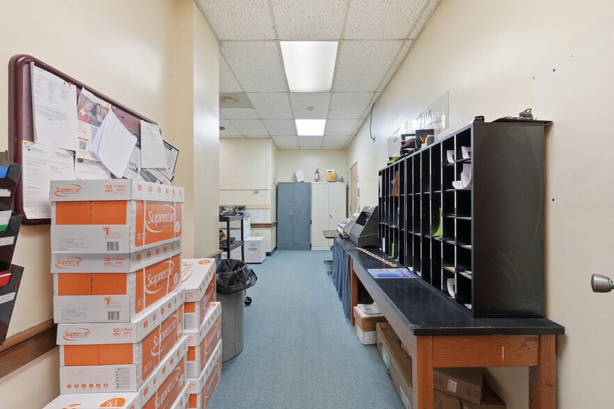 More Photos Of 221 E 12th Ave, Homestead Schools For Lease