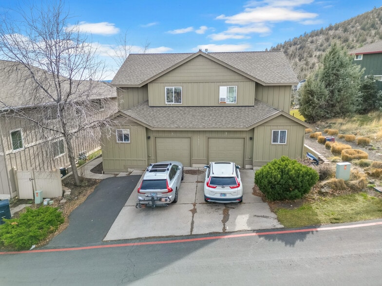 Primary Photo Of 1696 NE Lotus Dr, Bend Multifamily For Sale