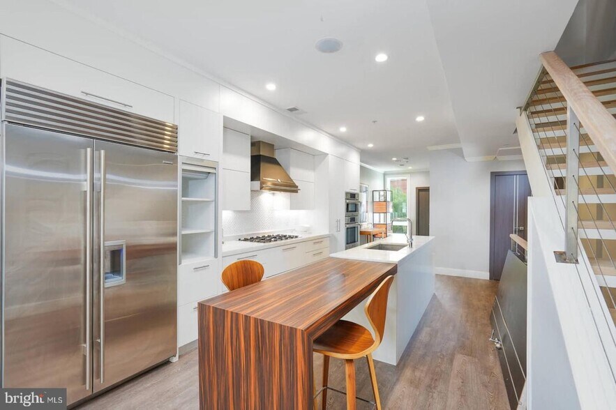 More Photos Of 1461 Chapin St NW, Washington Apartments For Sale